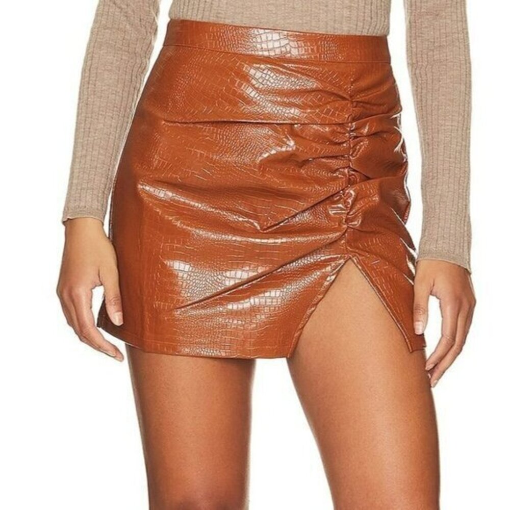 Superdown Emilia Ruched Mini Skirt - Brown